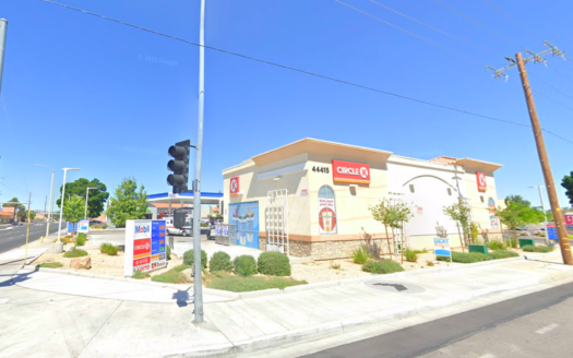 44415 20th St W, Lancaster, CA 93534